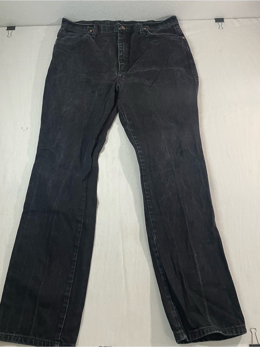 Wrangler Men's Washed Black Relaxed Jeans